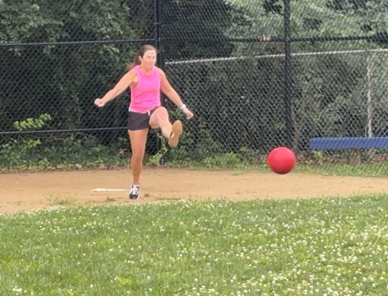 Melinda using the arms out technique